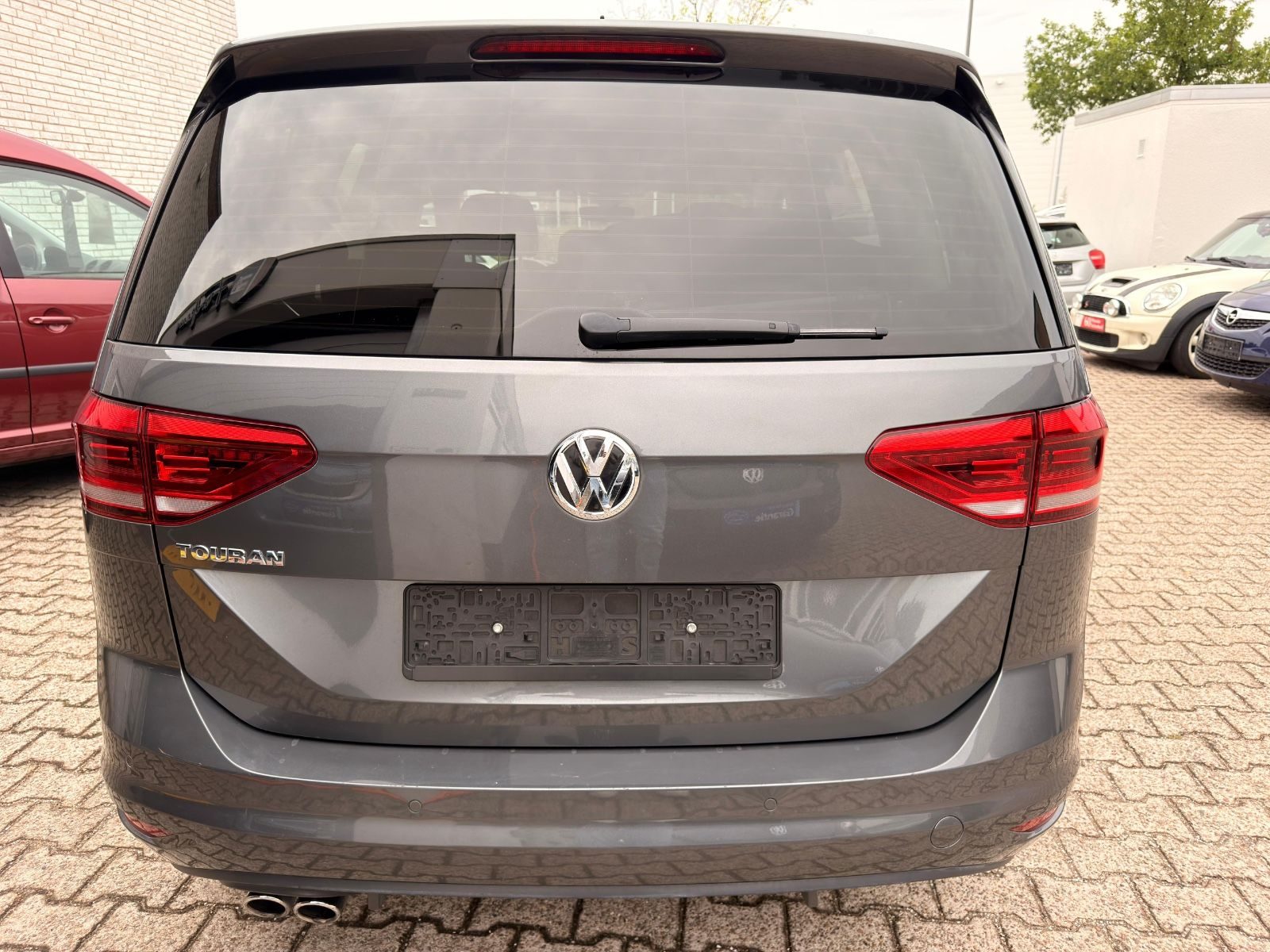 Volkswagen Touran – Foto 8