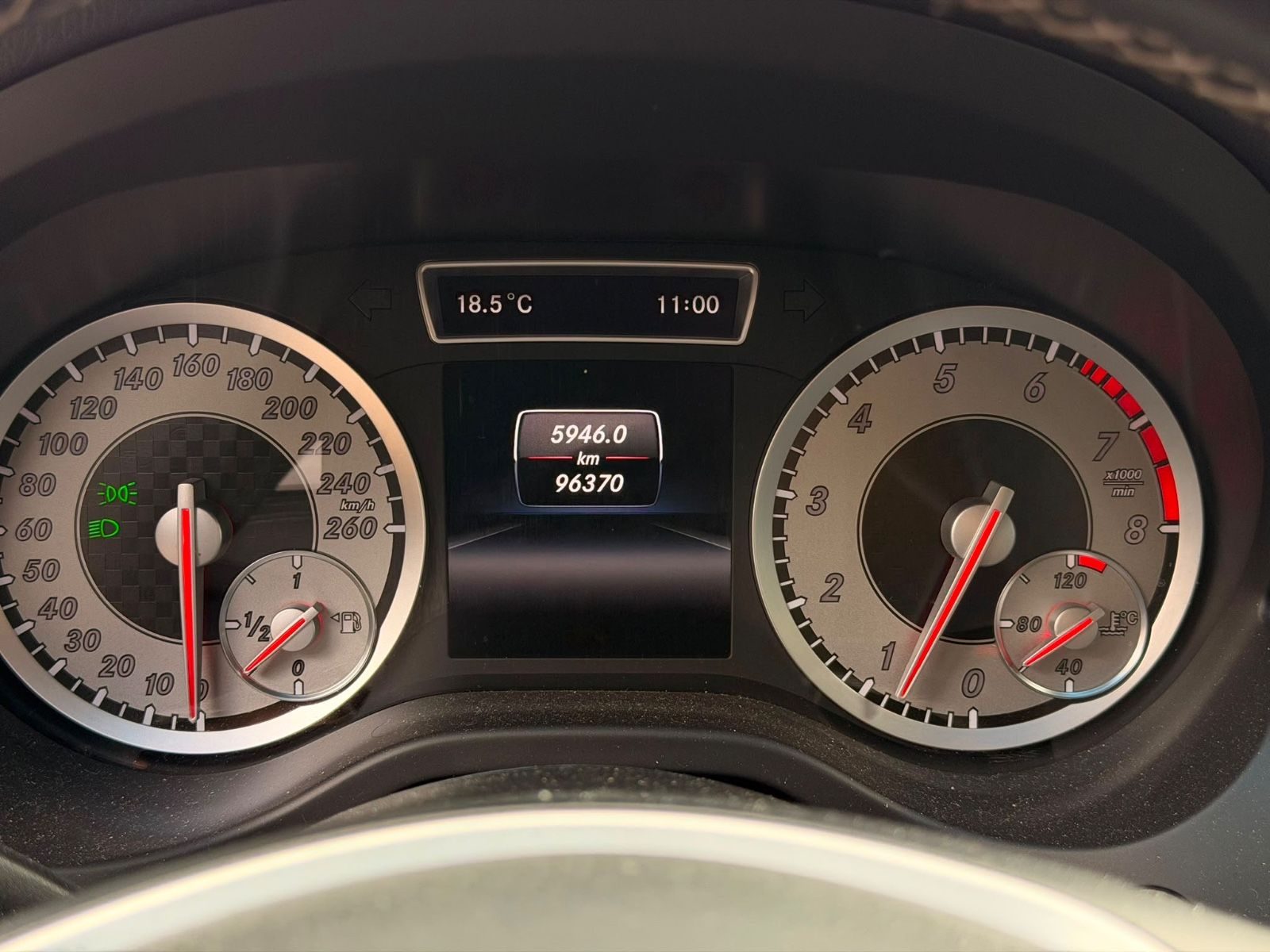 Mercedes-Benz A180 – Foto 17