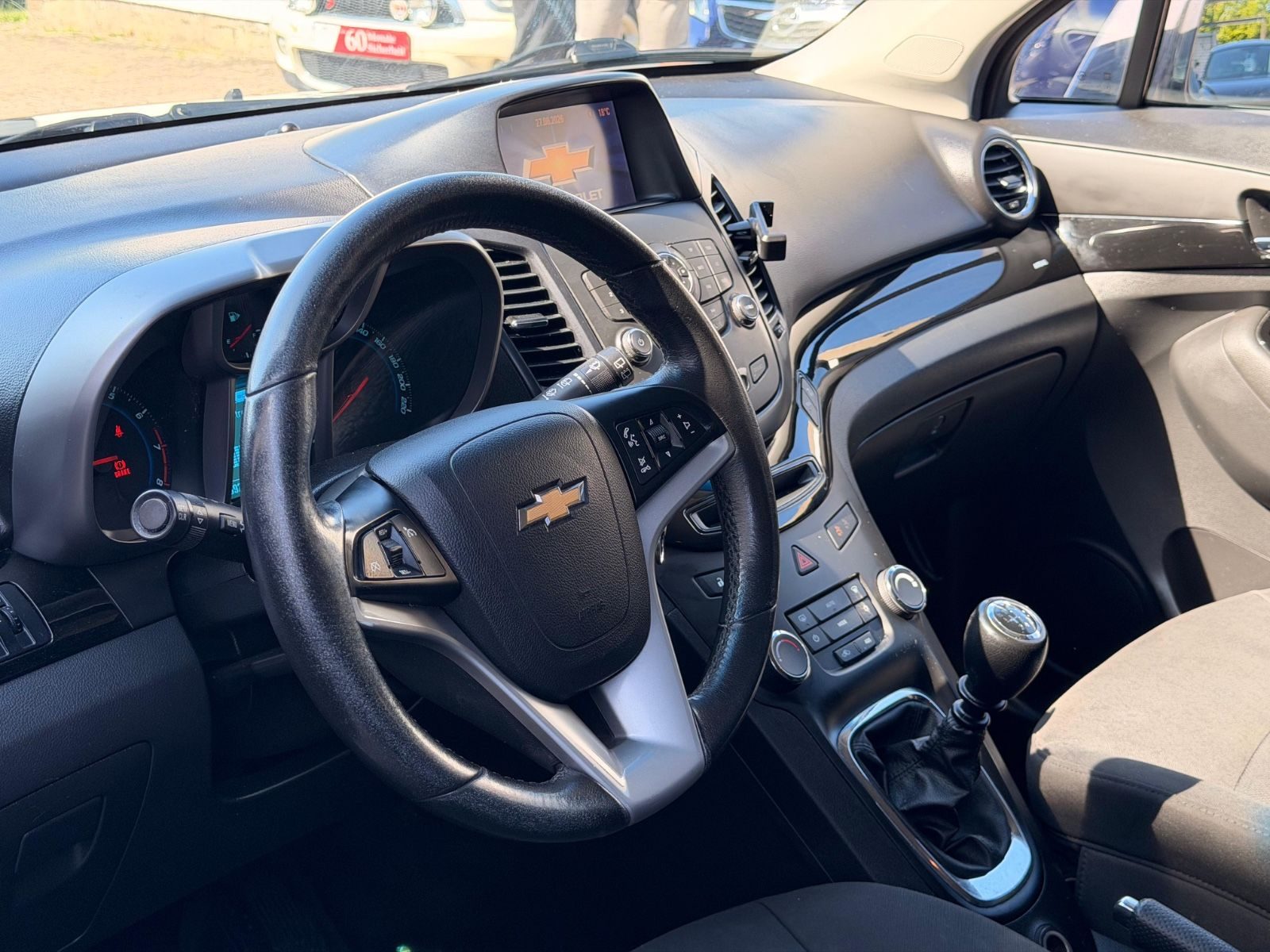 Chevrolet Orlando – Bild 10