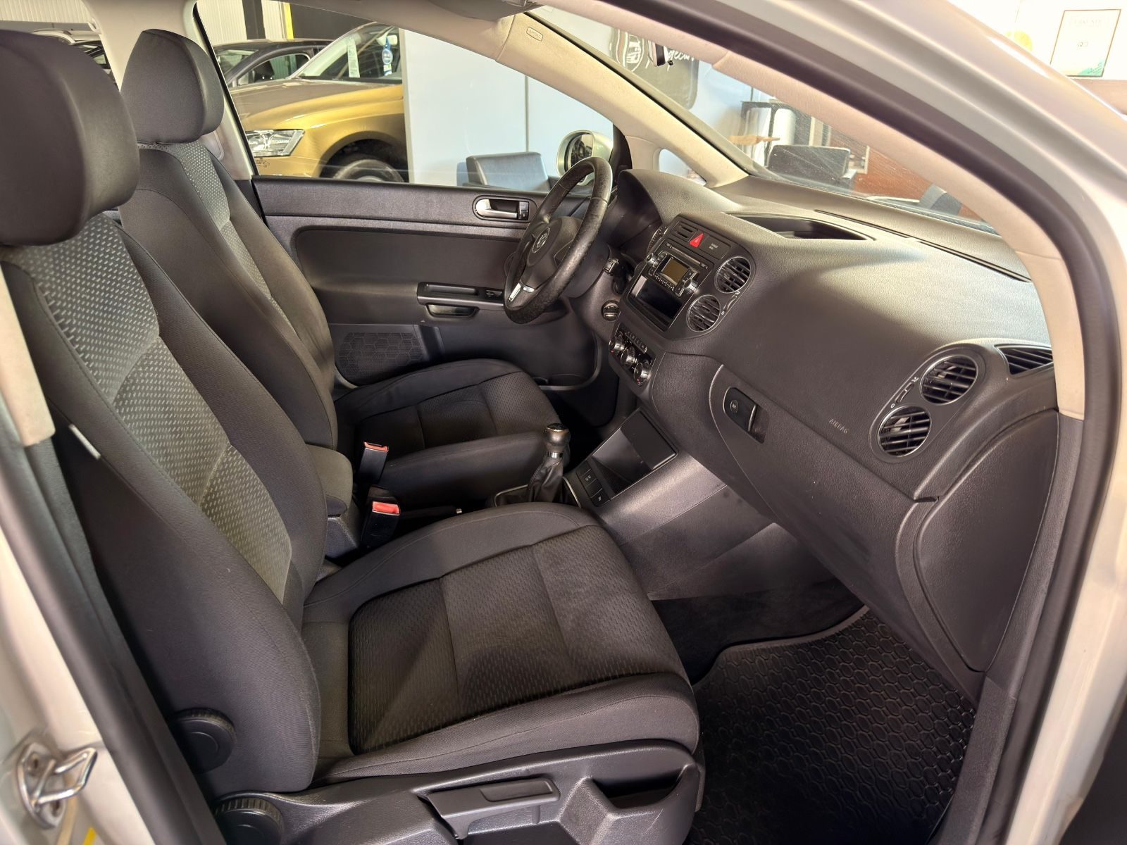 Volkswagen Golf – Bild 7