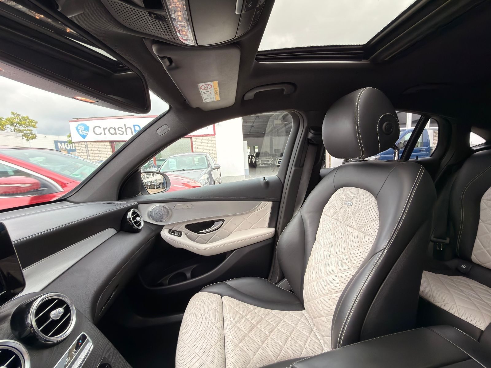Mercedes-Benz GLC 43AMG – Bild 29