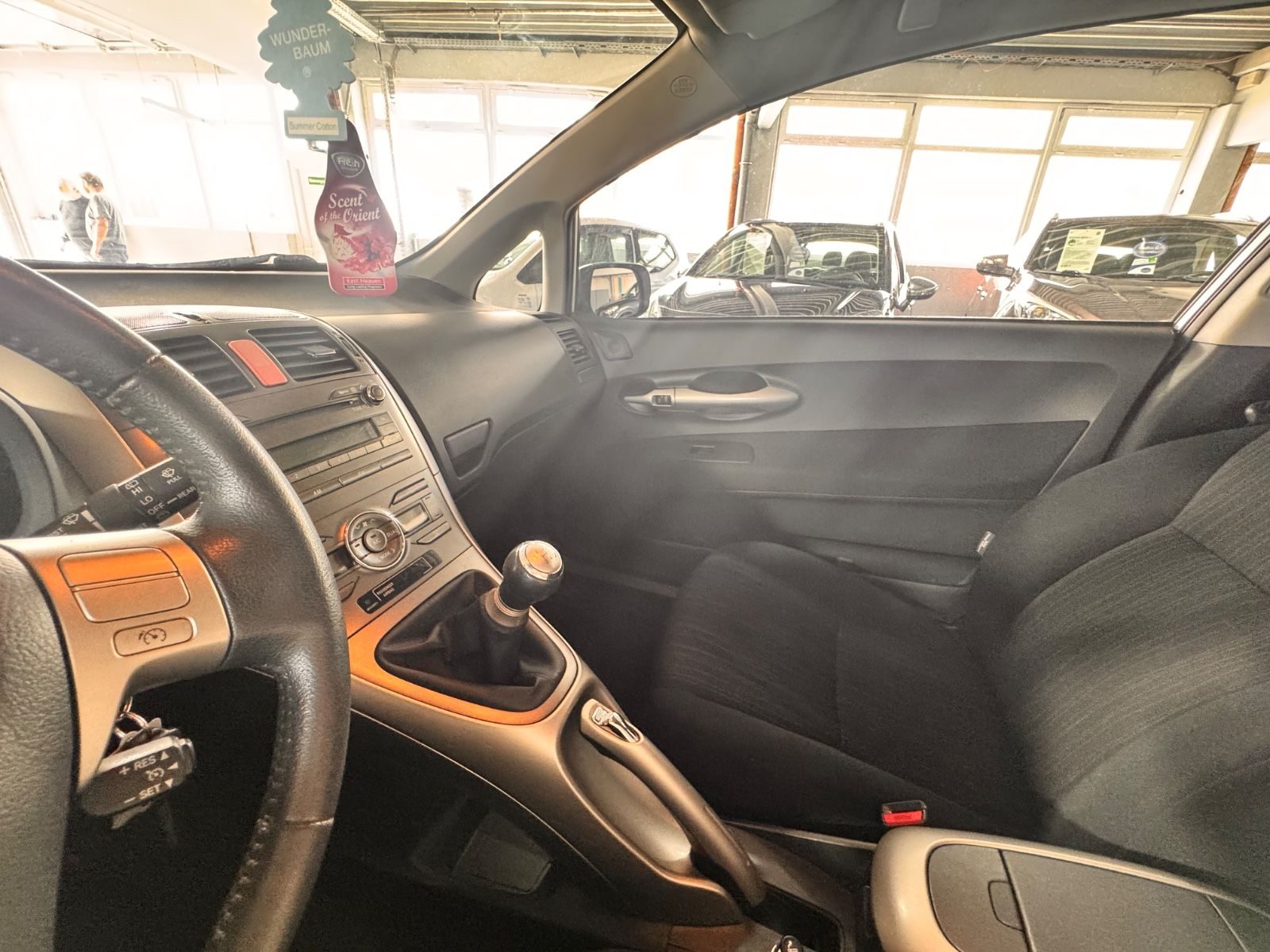 Toyota Auris – Foto 13