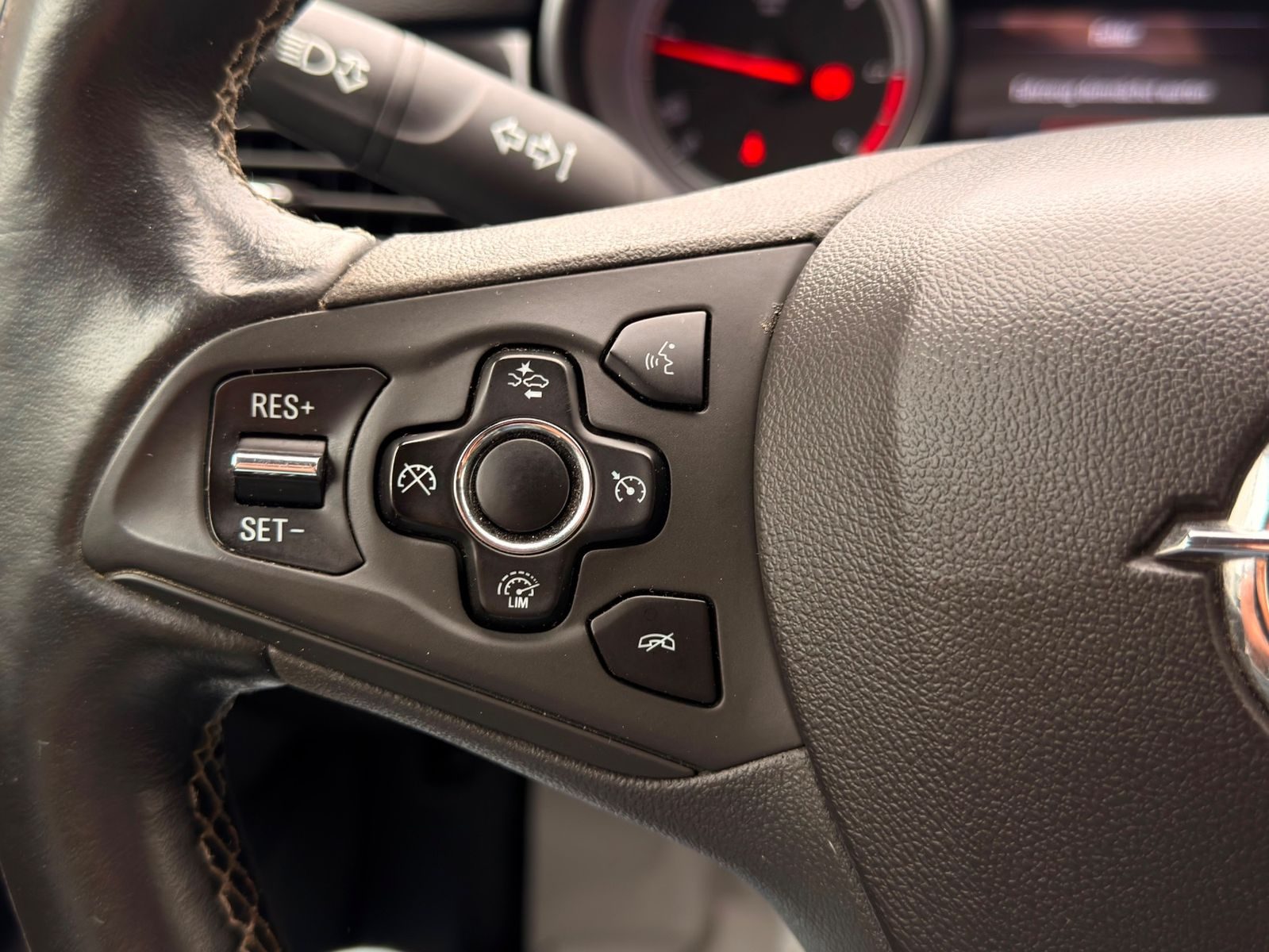 Opel Astra – Foto 23