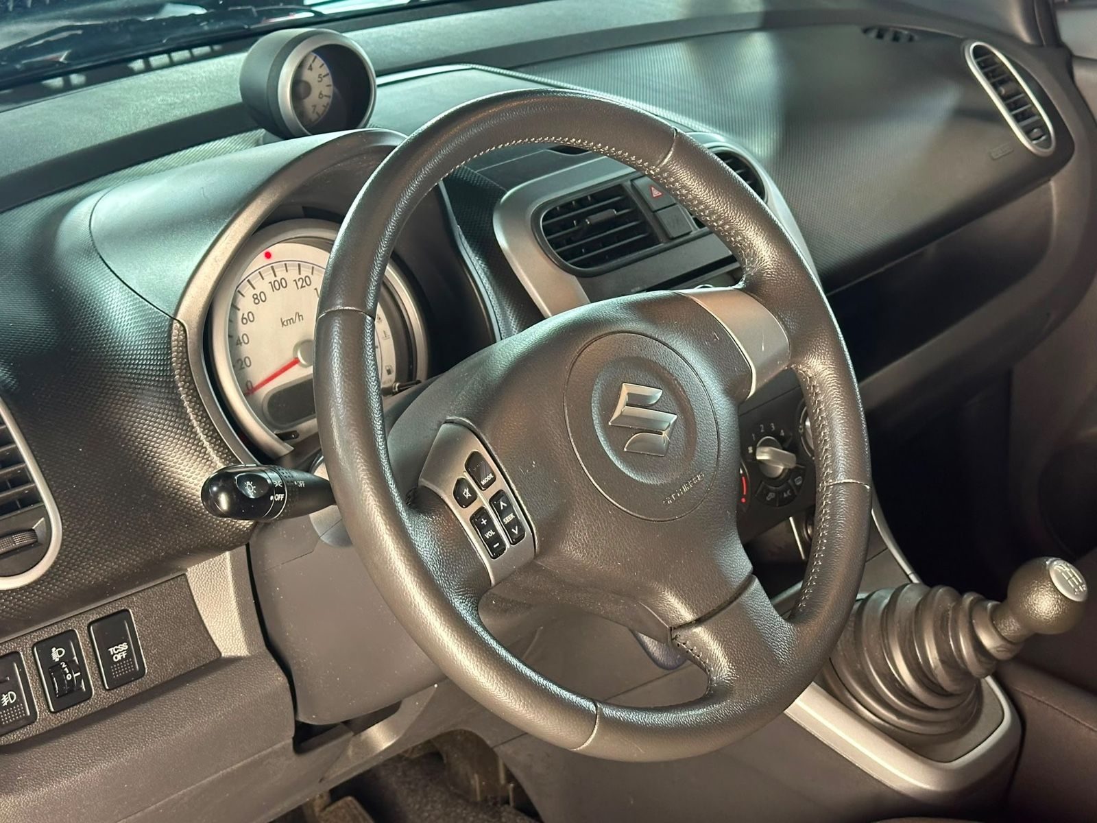 Suzuki Splash – Foto 9