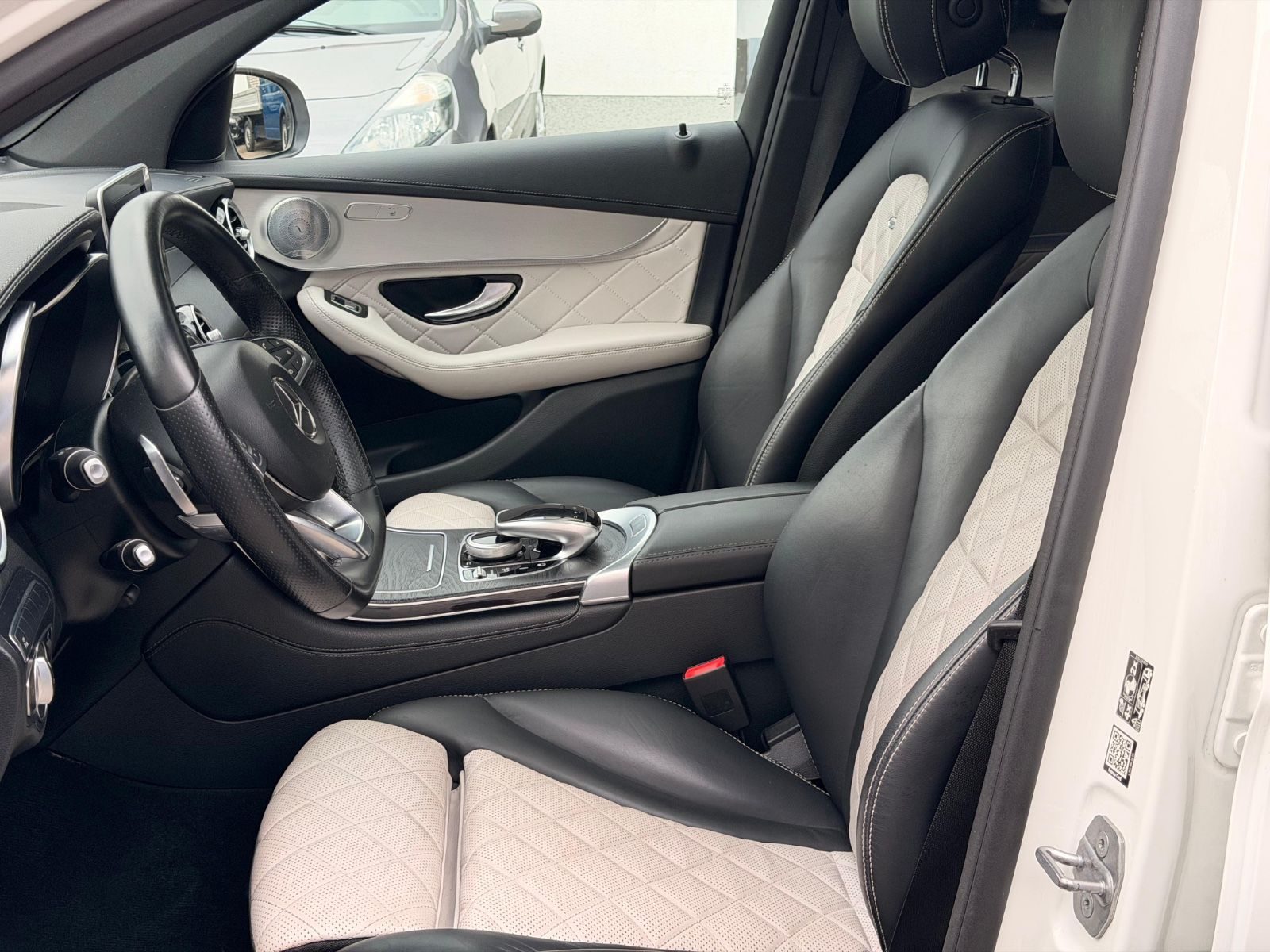 Mercedes-Benz GLC 43AMG – Bild 21
