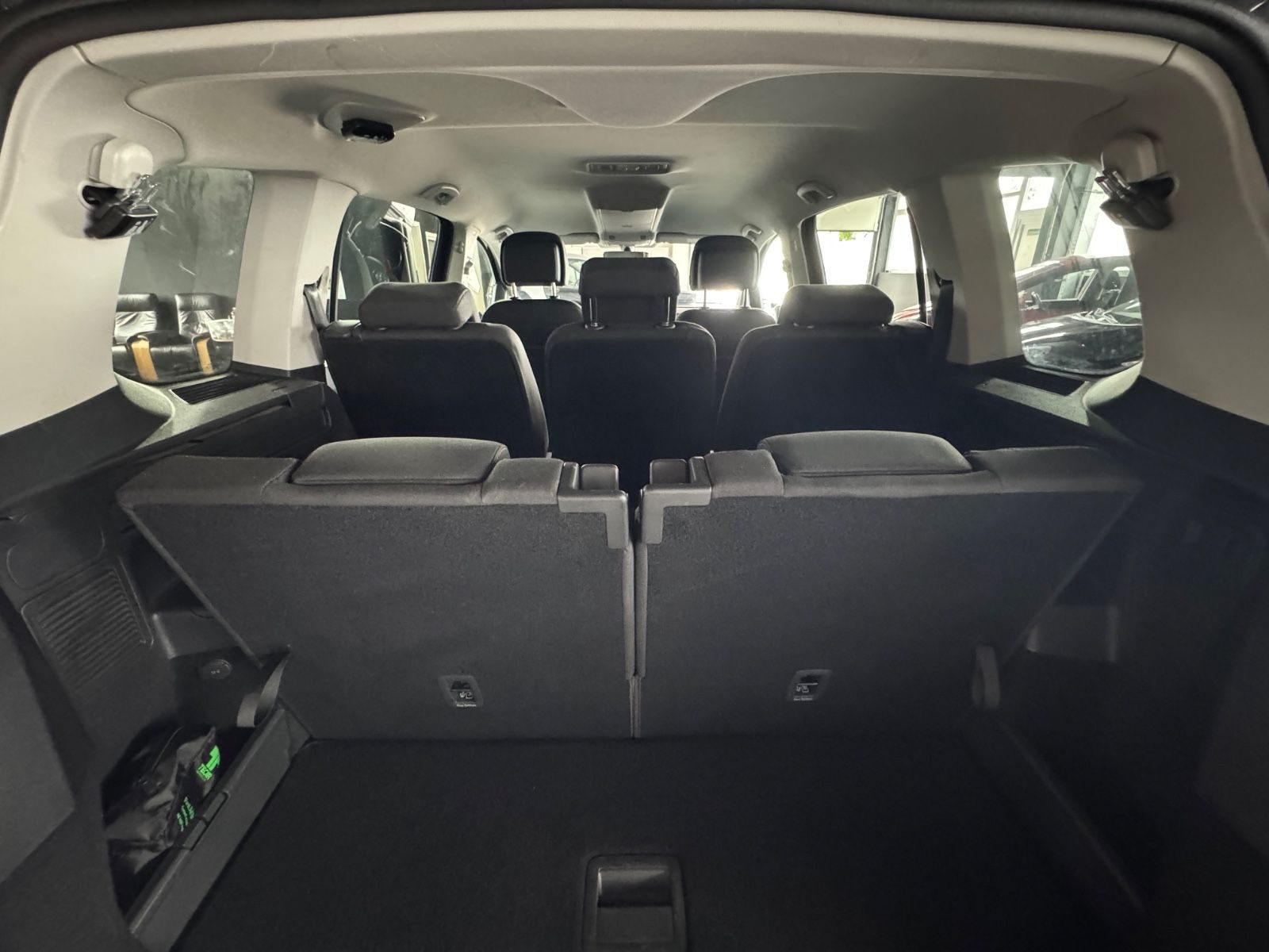 Volkswagen Touran – Foto 5