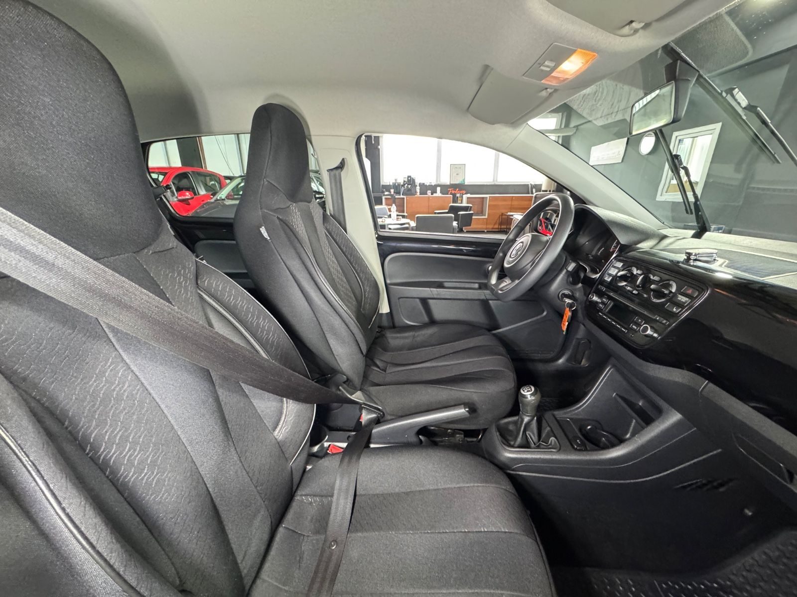 Volkswagen up! – Foto 16