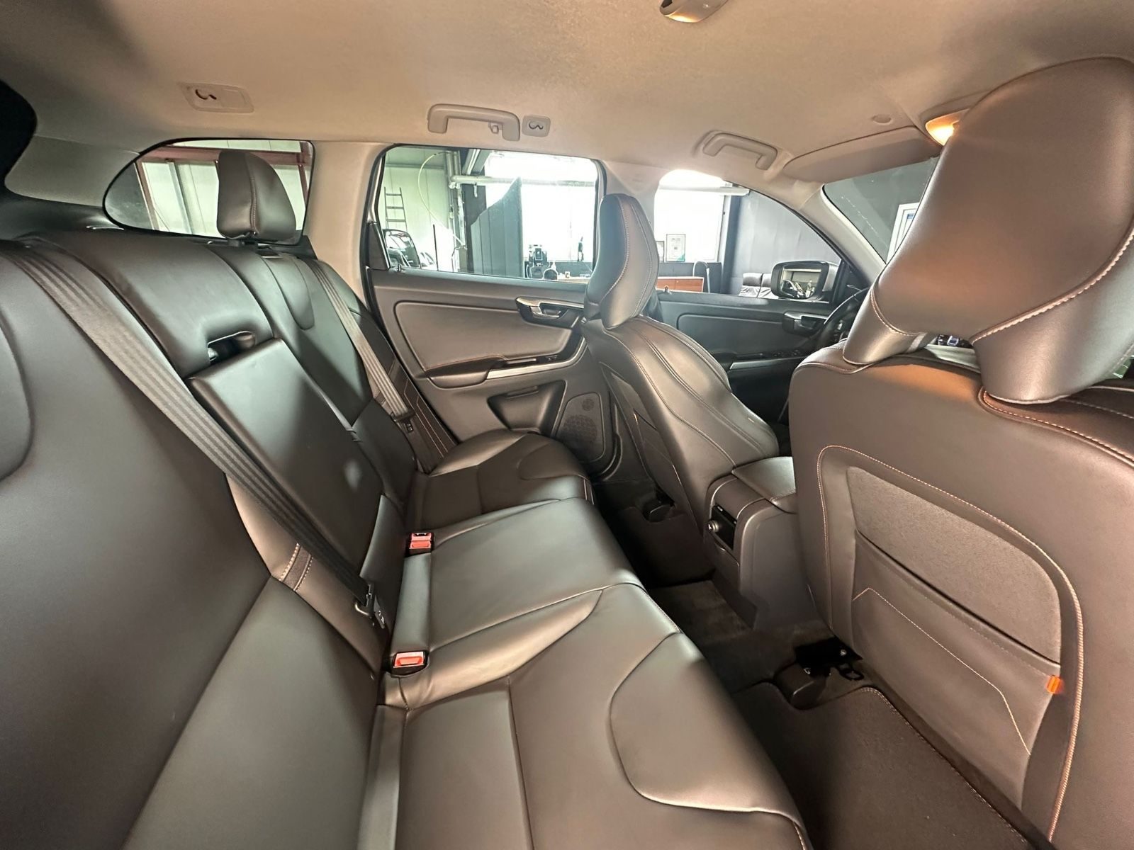 Volvo XC60 – Foto 18