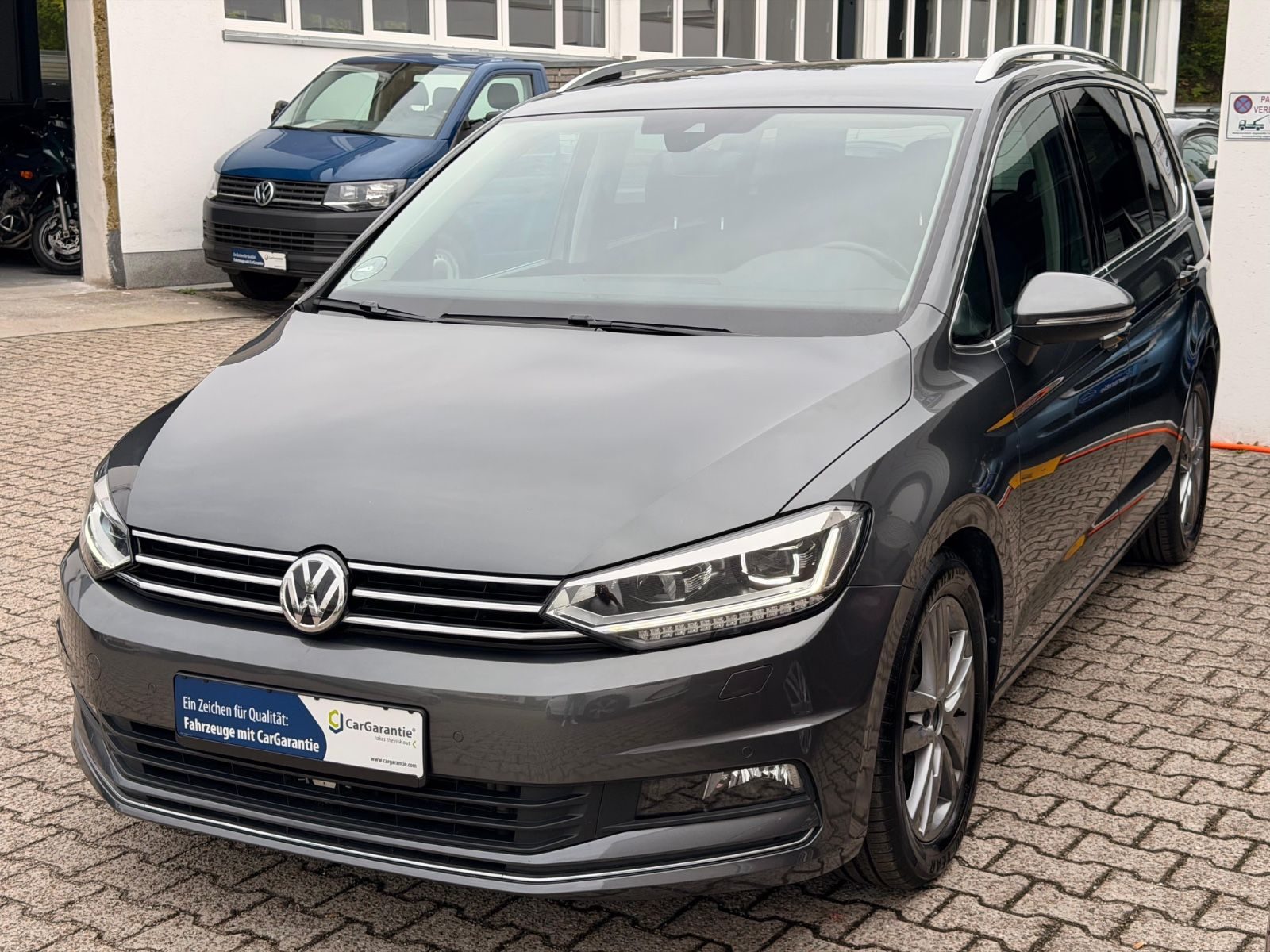 Volkswagen Touran – Foto 4