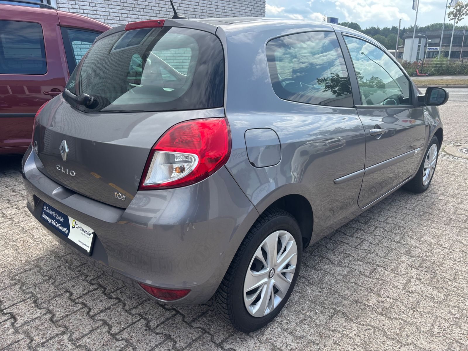 Renault Clio – Foto 9