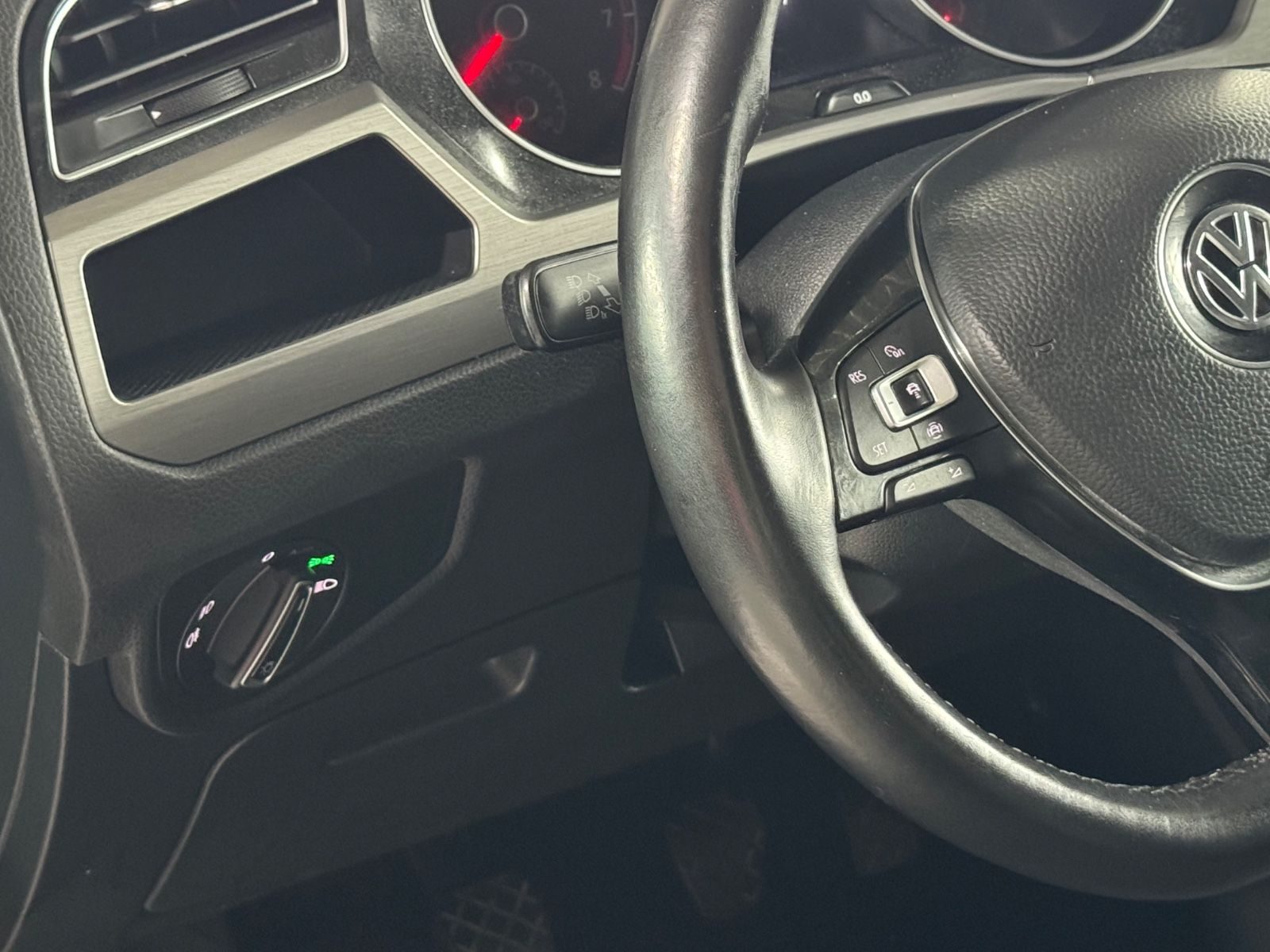 Volkswagen Touran – Foto 9