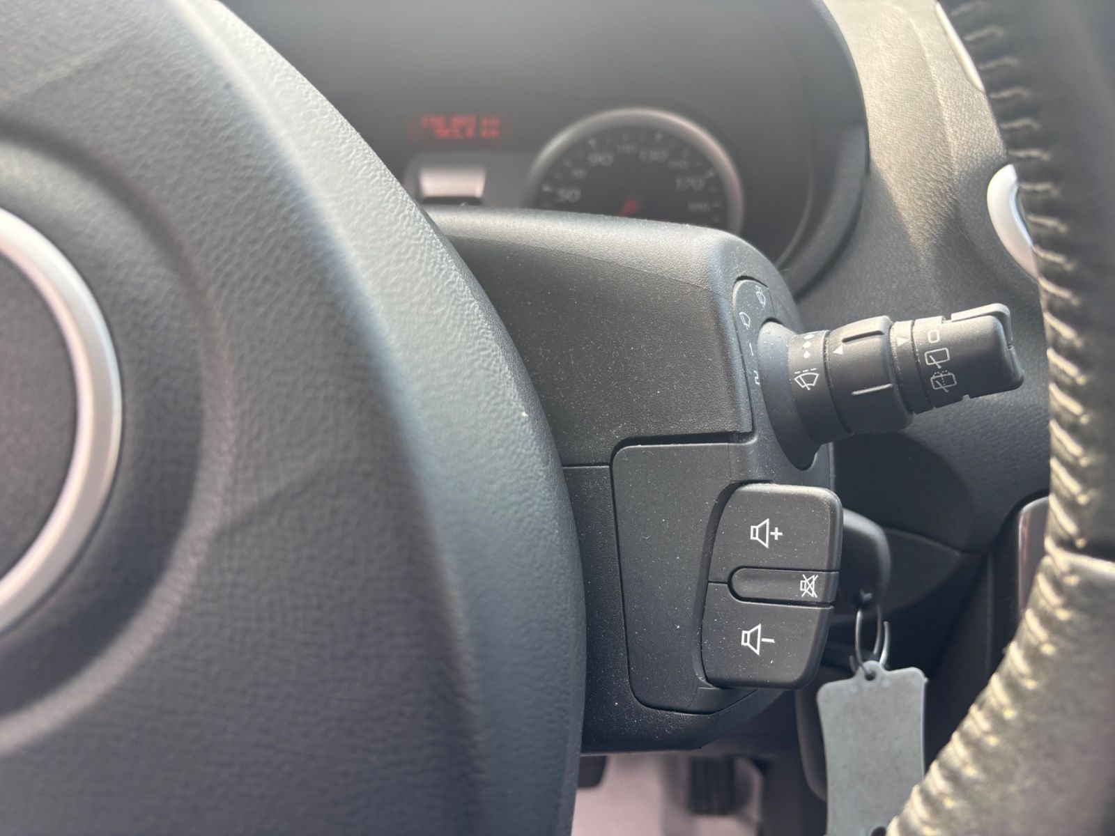 Renault Clio – Foto 17