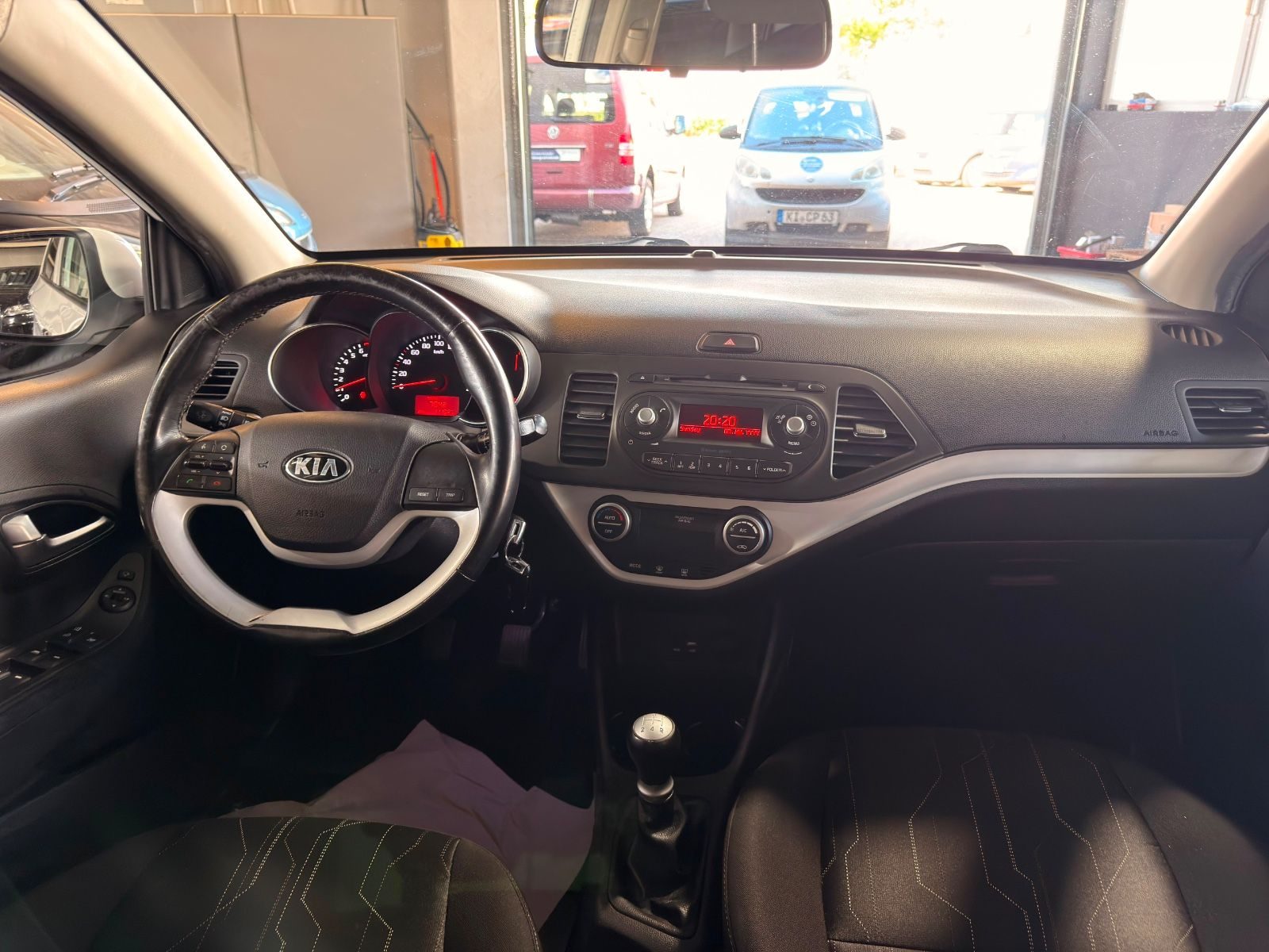 Kia Picanto – Foto 12