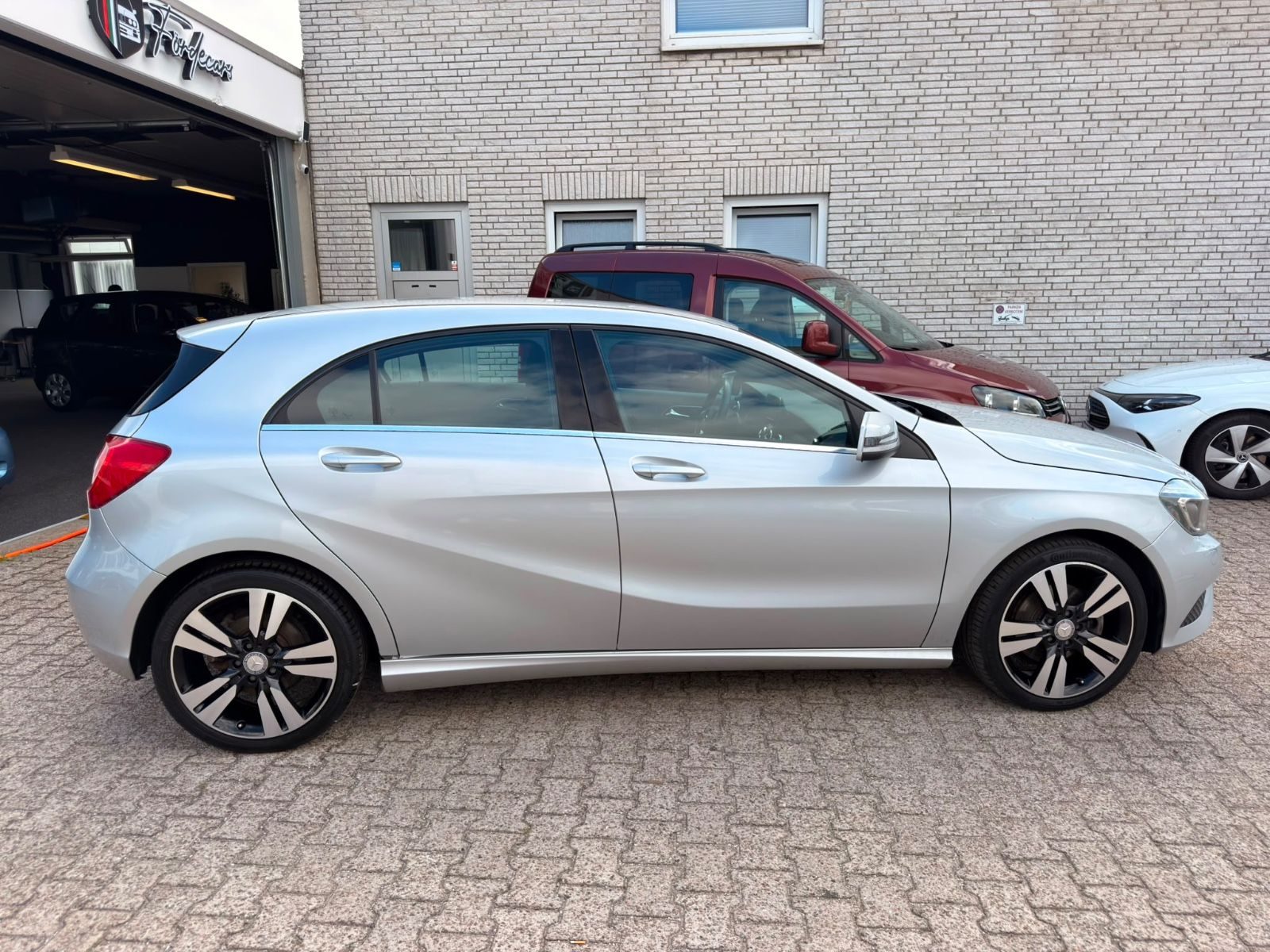 Mercedes-Benz A180 – Foto 7