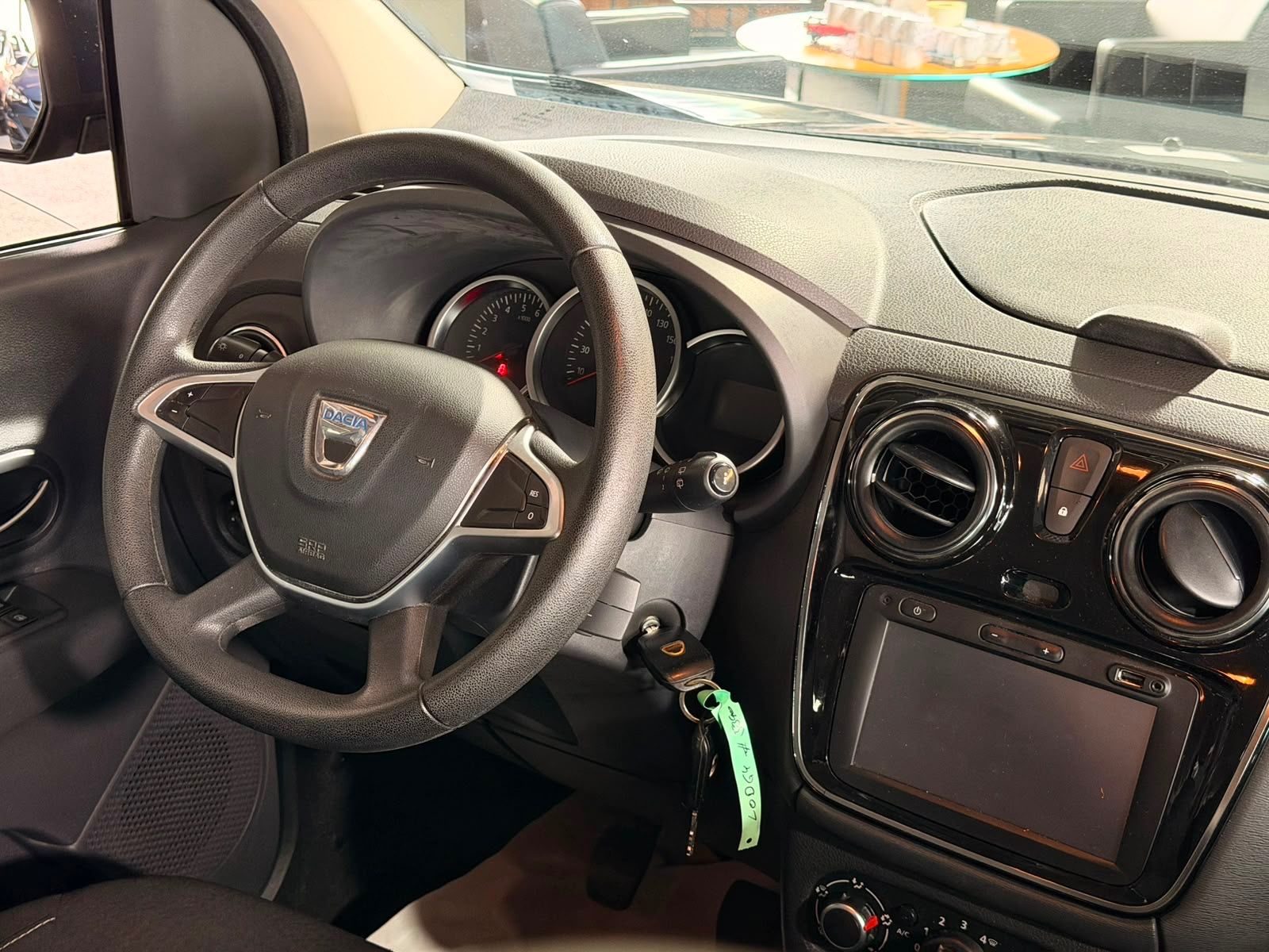 Dacia Lodgy – Bild 12