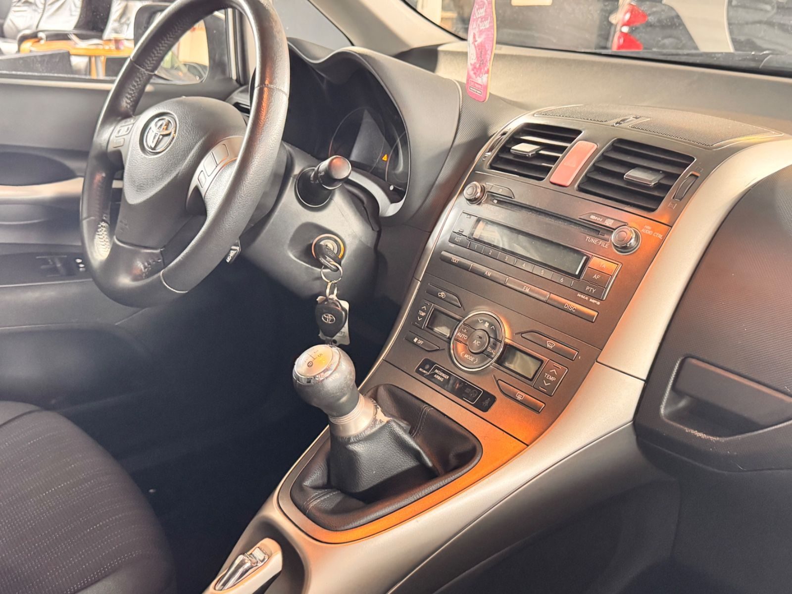 Toyota Auris – Foto 20