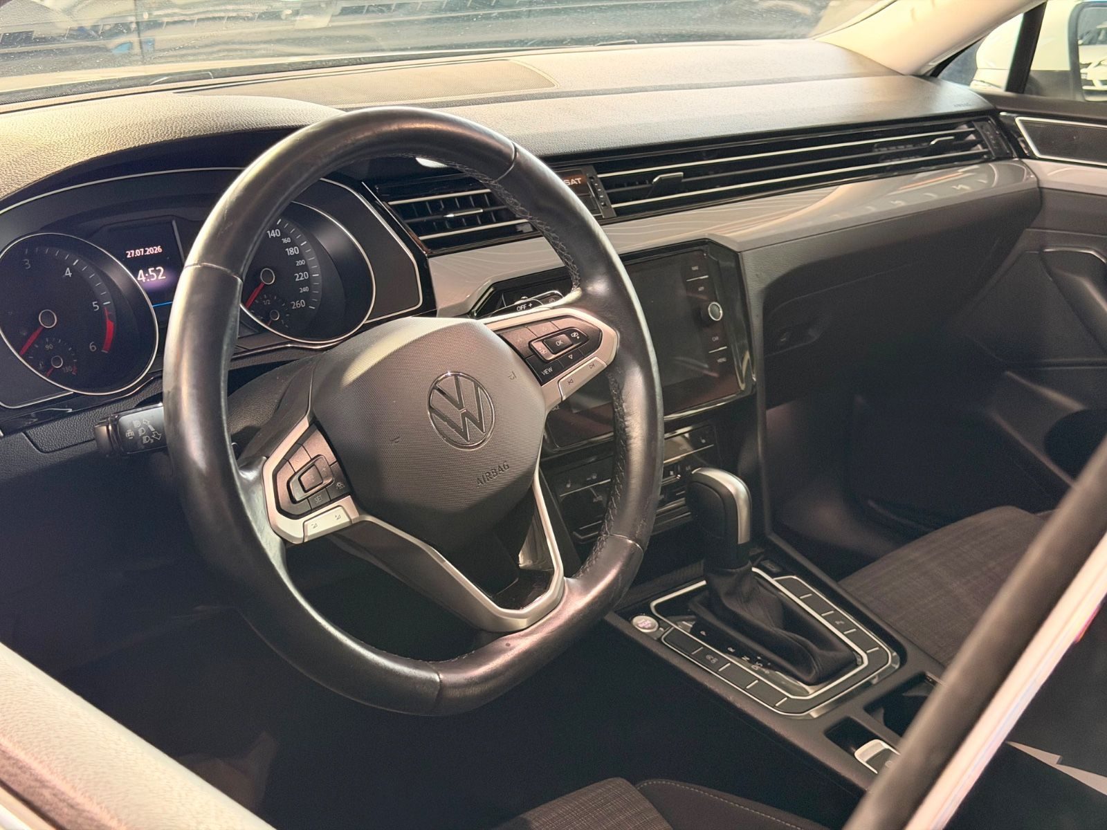 Volkswagen Passat Variant – Bild 7