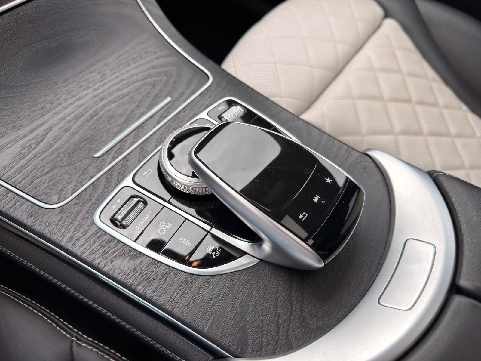 Mercedes-Benz GLC 43AMG – Bild 26