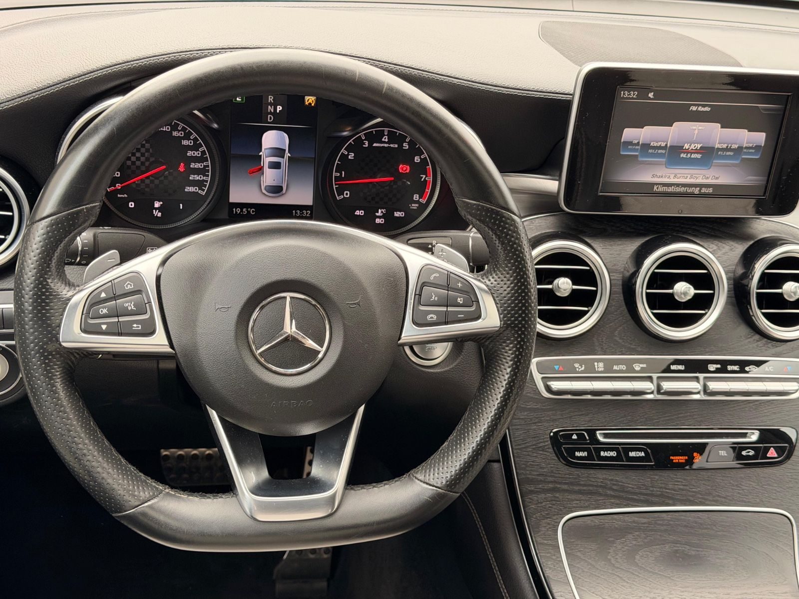 Mercedes-Benz GLC 43AMG – Bild 18