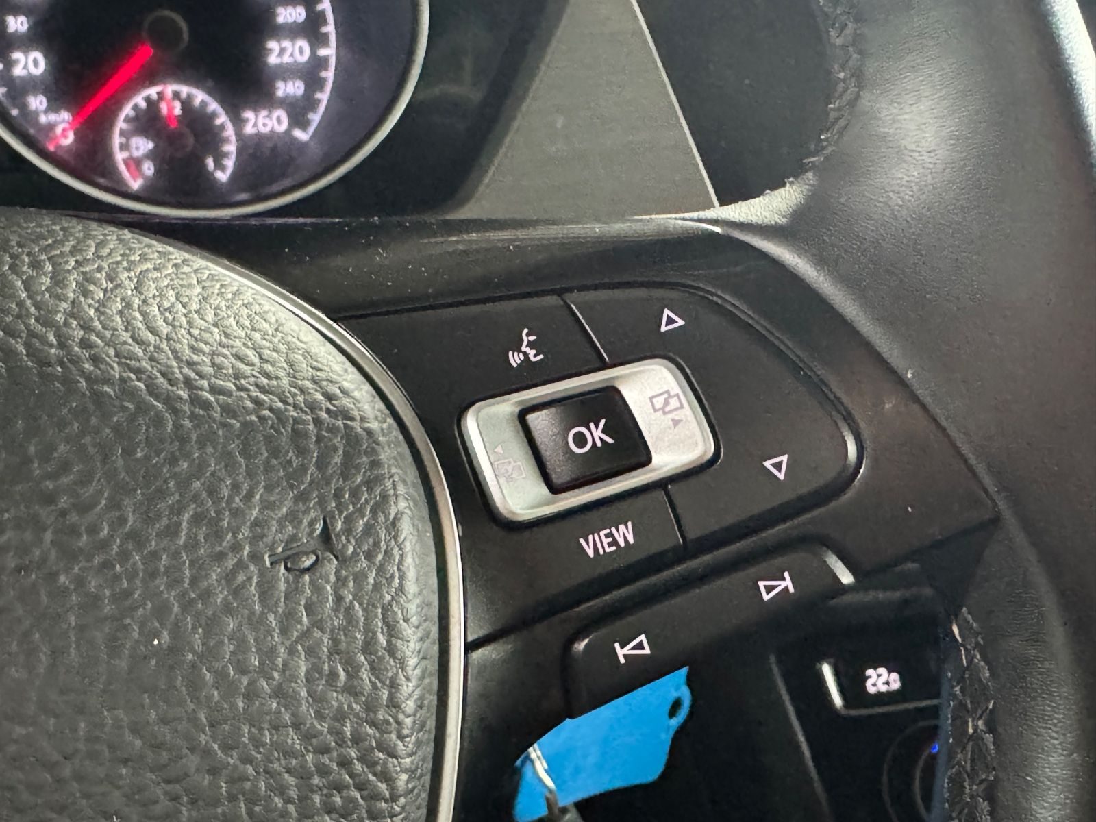 Volkswagen Touran – Foto 17